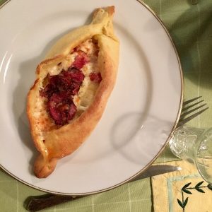 Peinirli, Greek answer to pizza